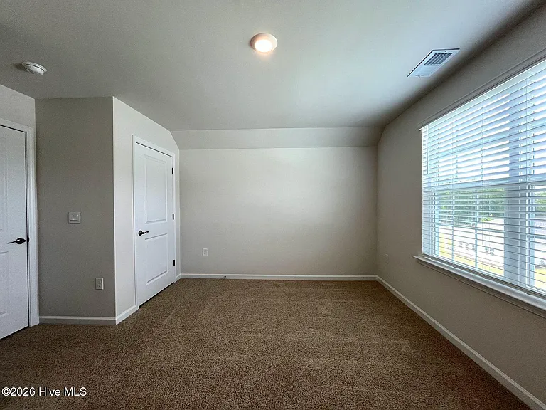 512 Ragapple Ln — Photo 34