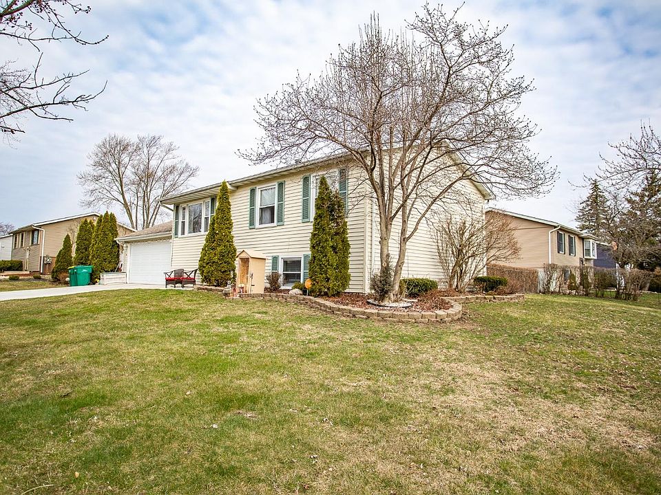 3204 W 75th Ln, Merrillville, IN 46410 MLS 527868 Zillow
