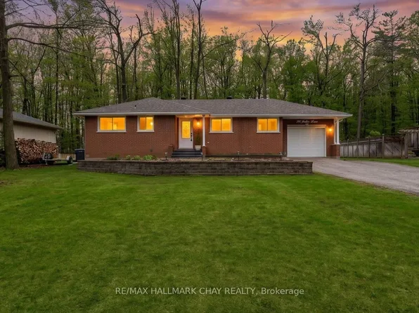30 Jodies Ln, Springwater, ON L9X 0M4