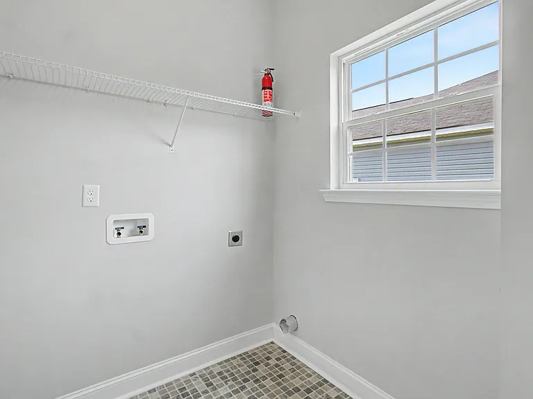 245 Alcott Cir — Photo 14