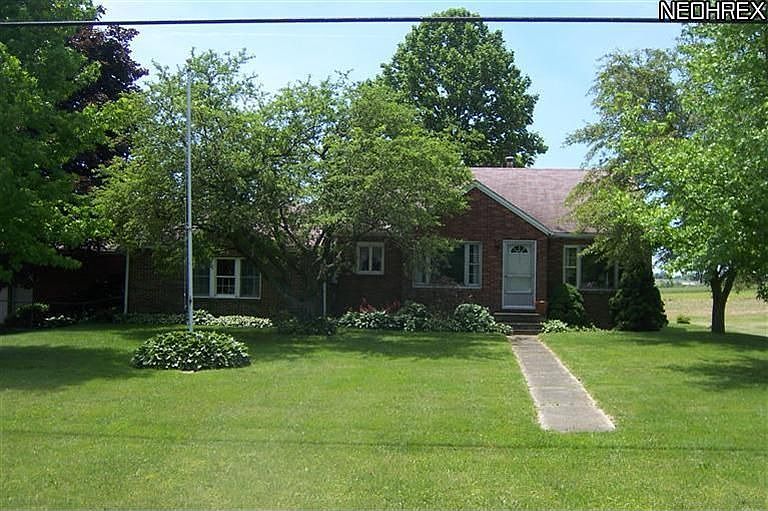 13958 Wooster St NW, North Lawrence, OH 44666 | Zillow