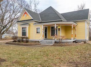 534 N Woodland Rd, Olathe, KS 66061
