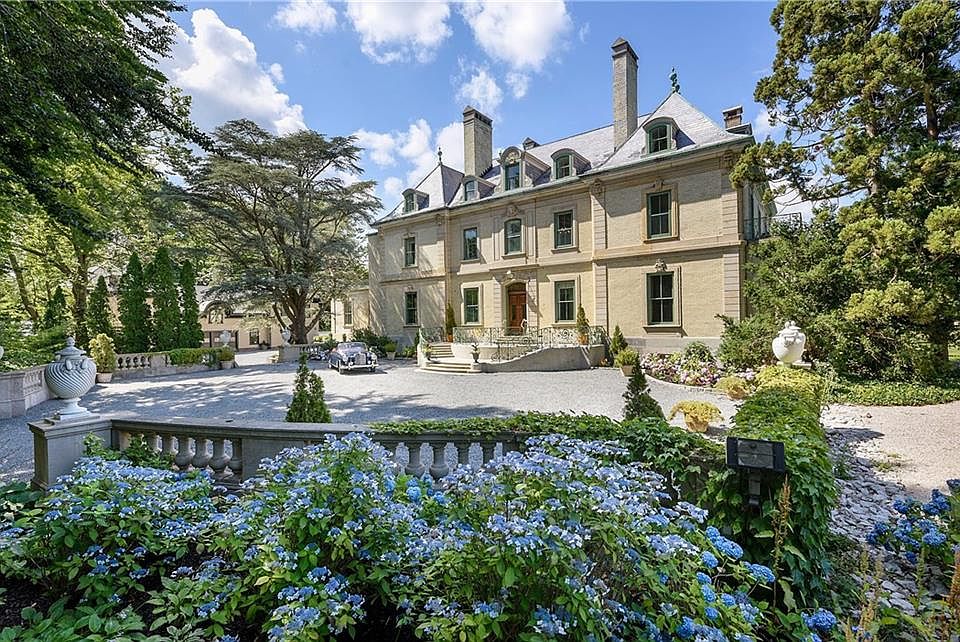 180 Narragansett Ave, Newport, RI 02840 | MLS #1339260 | Zillow