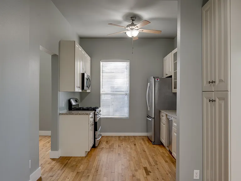 1303 Canterbury St — Photo 12