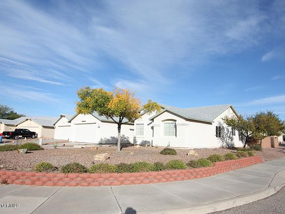 2nd image of 8947 N Bottlebush Ln