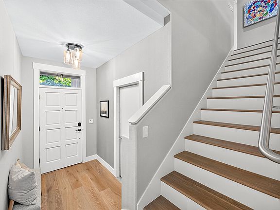 2nd image of 804 E Riverpark Ln