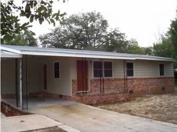 6790 Schwab Dr, Pensacola, FL 32504