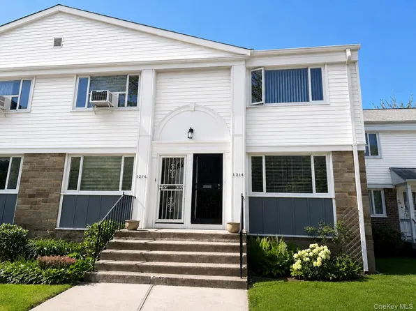 12-14 Bell Boulevard #109, Bayside, NY 11360