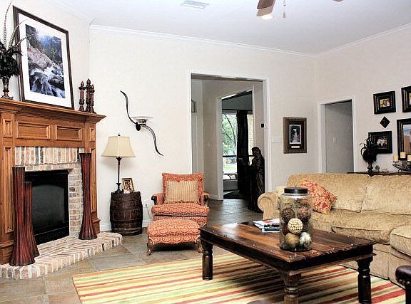 4th image of 1108 Breckenridge Dr