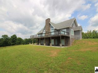 255 Crow Ln, Milton, WV 25541