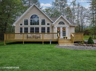 37 Tamarack Trl, Albrightsville, PA 18210