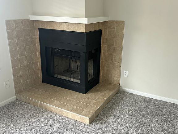 5th image of 512 Mary Robert Ln #512