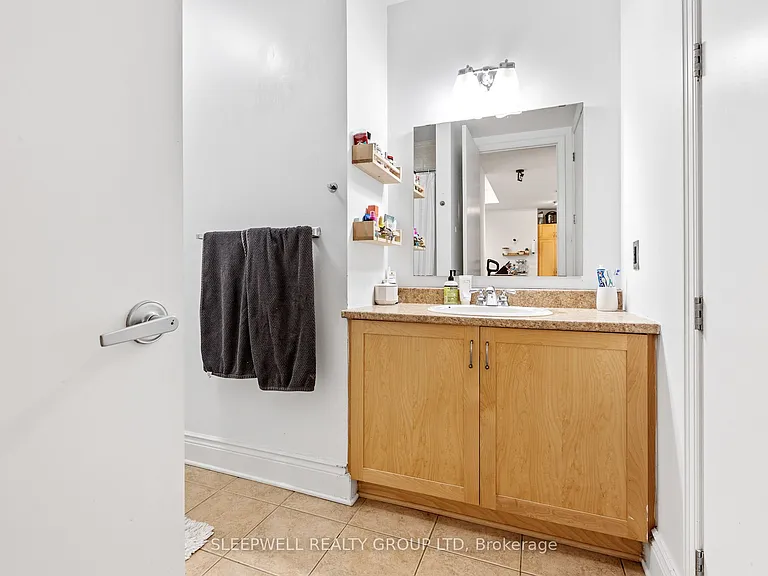 420 Berkley Ave #509 — Photo 13