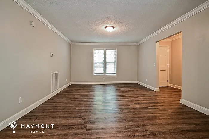 313 Chapelwhite Rd — Photo 3