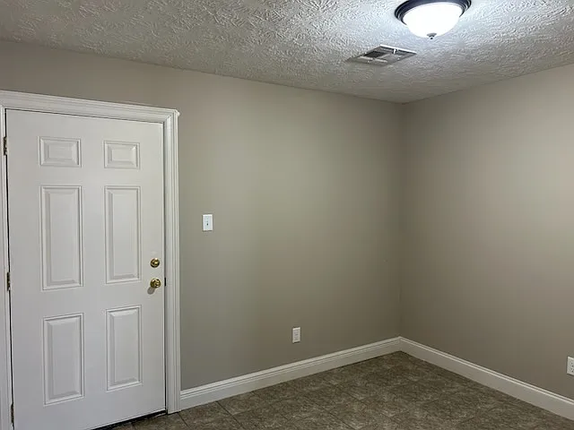 5057 Coopershill Dr — Photo 5