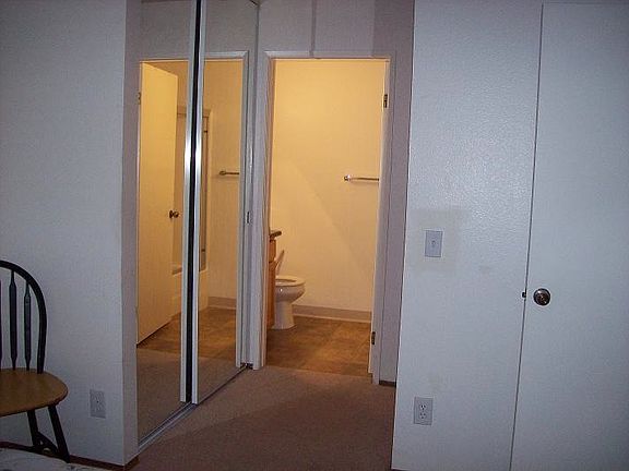4th image of 4825 College Ave APT 305