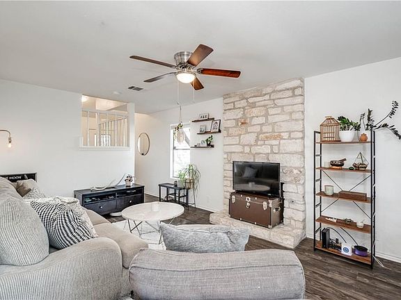 5th image of 3503 Larchmont Cv #A