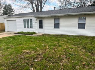 2612 W Kirby Ave, Champaign, IL 61821