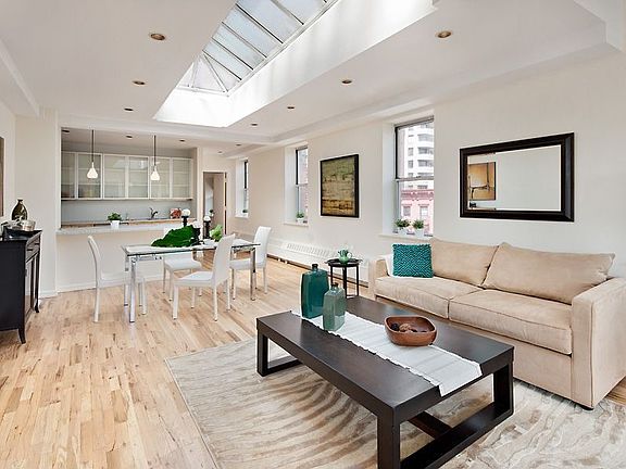 2nd image of 692 Greenwich St APT 5