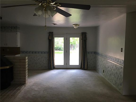 2nd image of 3814 Concord Dr