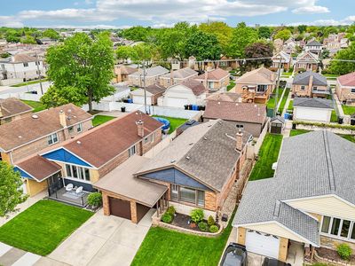 5742 S Rutherford Ave, Chicago, IL, 60638