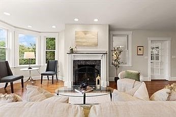 1st image of 91 University Rd APT 2