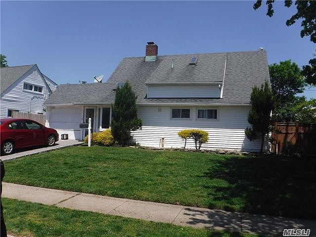 1st image of 11 Thimble Ln
