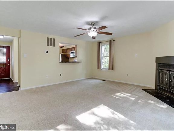 3rd image of 7523 Summer Blossom Ln