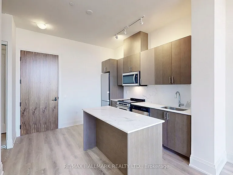 509 Dundas St W #806 — Photo 13