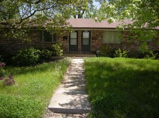 1912 N Creasy Springs Rd, Columbia, MO 65202
