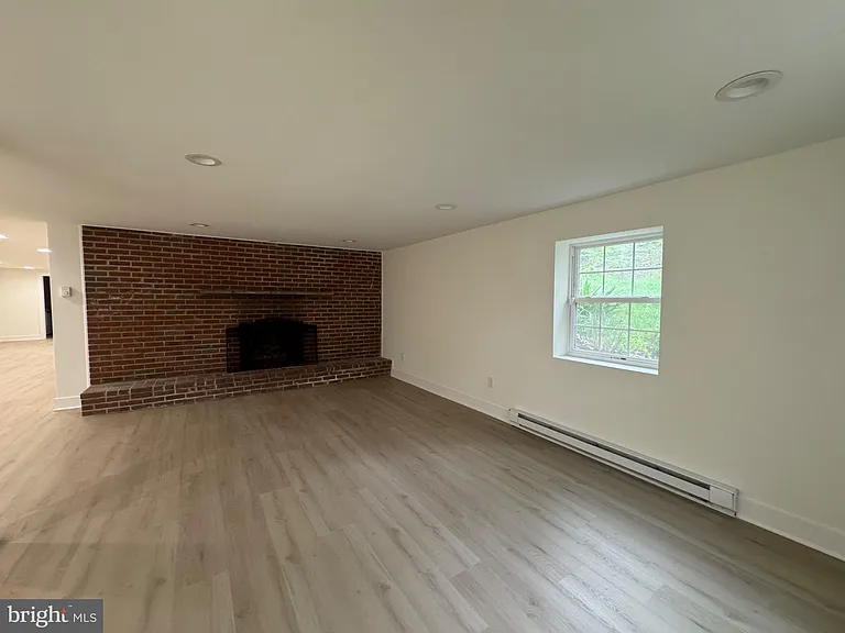 473 Linville Rd — Photo 11