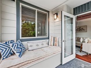 Hayes Court, Seattle, WA 98109