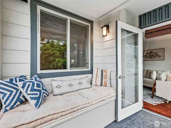 769 Hayes Street #309, Seattle, WA 98109