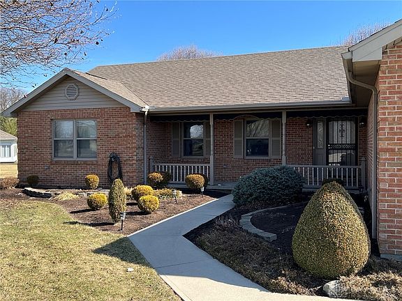 3rd image of 203 Westbury Dr