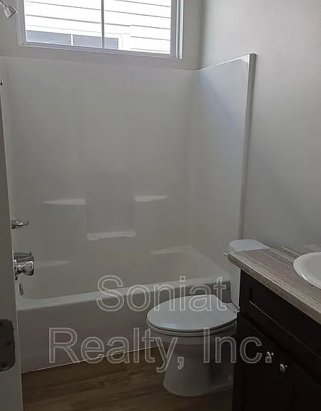 4120 N Rocheblave St — Photo 3
