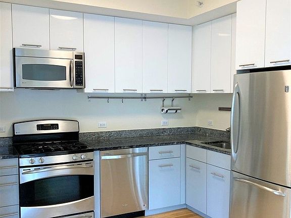 4th image of 230 Ashland Pl APT 10D