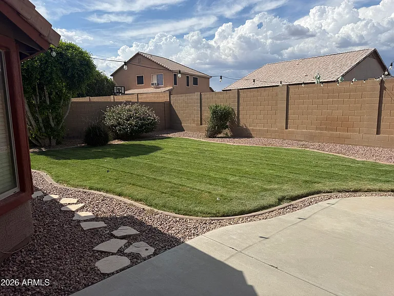 14786 W Windrose Dr — Photo 5