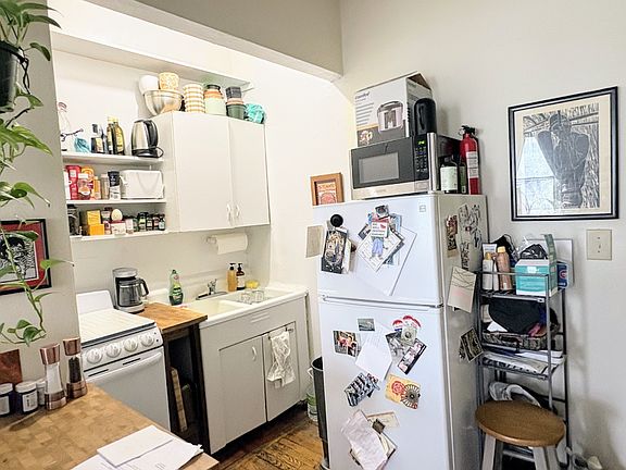 5th image of 57 W 105th St APT 3A