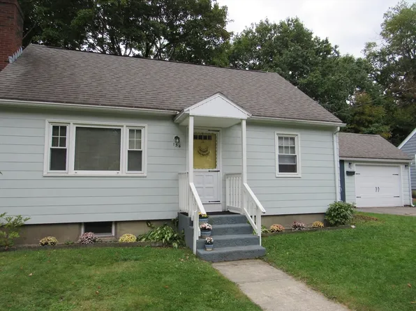 134 Sand St, Gardner, MA 01440