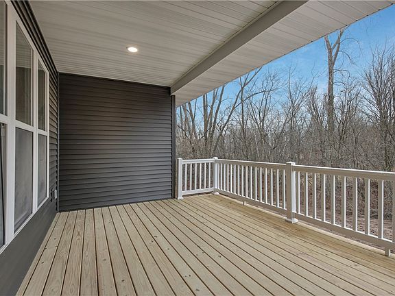 5th image of N5210 558th Street