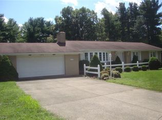 165 Parkview Dr, Bolivar, OH 44612