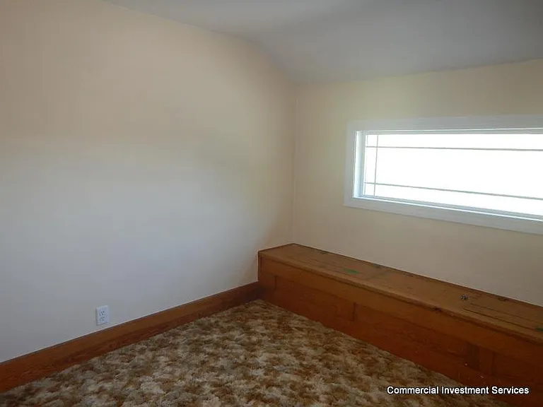 5724 S Beveridge Rd — Photo 10