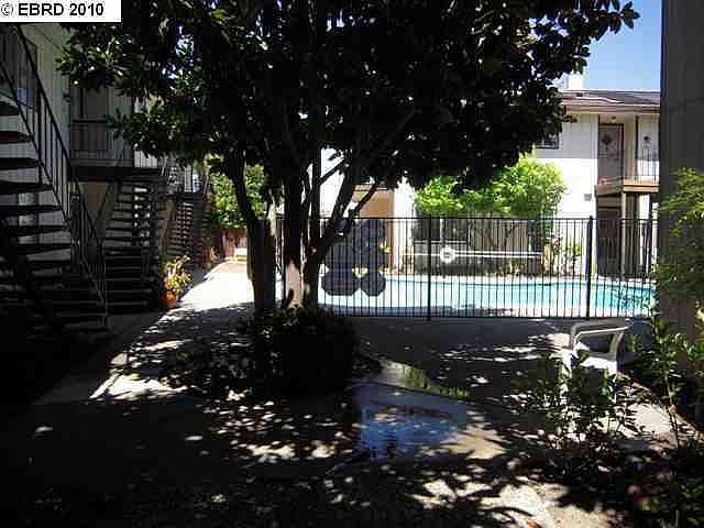 1st image of 1965 Ascot Dr APT 12