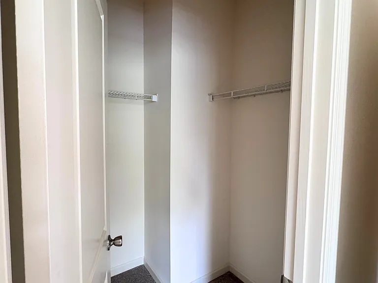 Dogwood Floor Plan - Walk In Closet