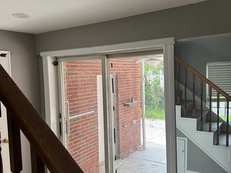 505 Saint Marks St #1 — Photo 16