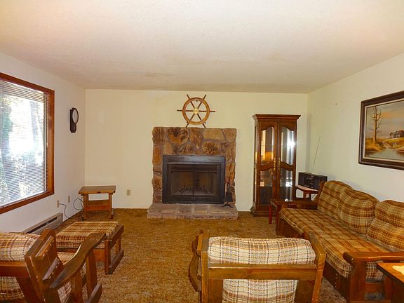3rd image of 5335 Palisades Dr