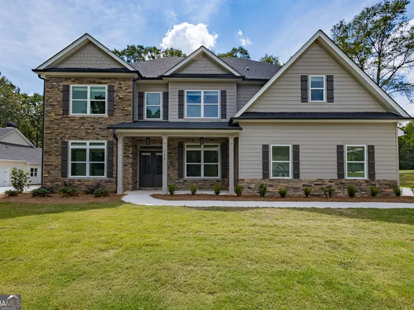 142 Austin Storey Cir, Newnan, GA 30263