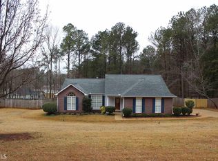 65 River Point Dr, Lagrange, GA 30240