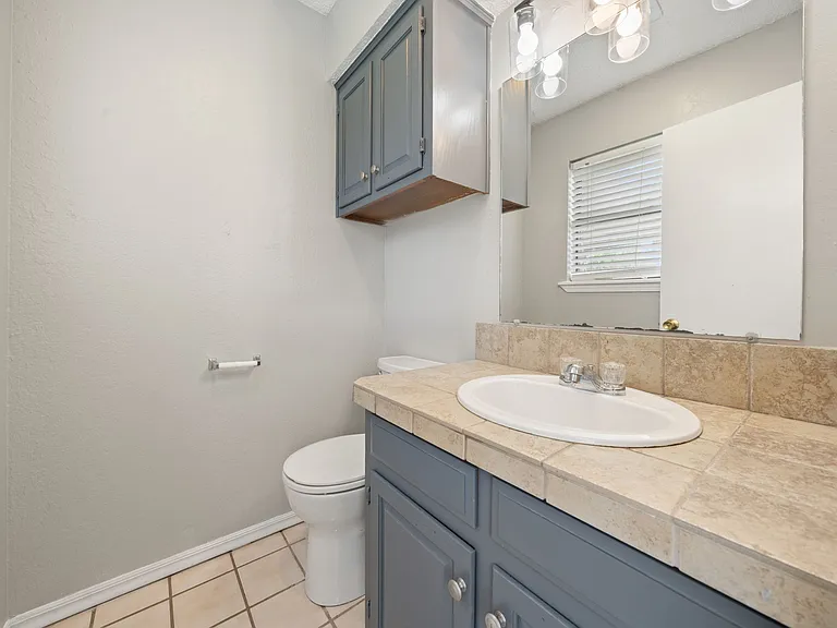 3826 Jewel St — Photo 11