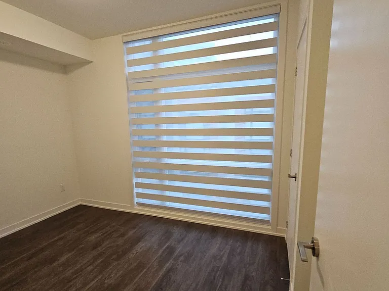 12 David Eyer Rd #Townhouse 1120 — Photo 9